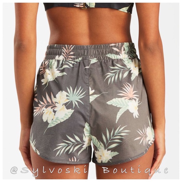 🌴BILLABONG Night Sesh Volley Swim Short NWT - Picture 3 of 9